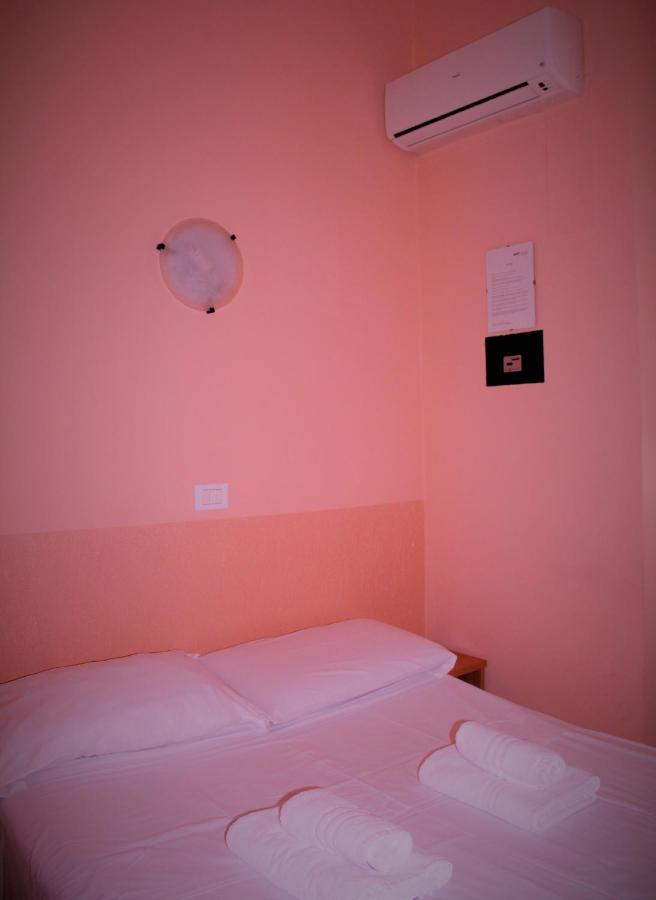 Hotel Moon Light روما المظهر الخارجي الصورة